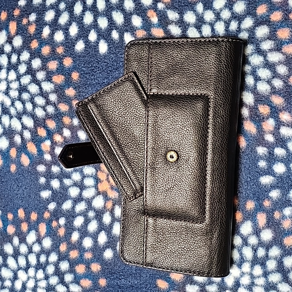 Fossil Large Wallet - image 4